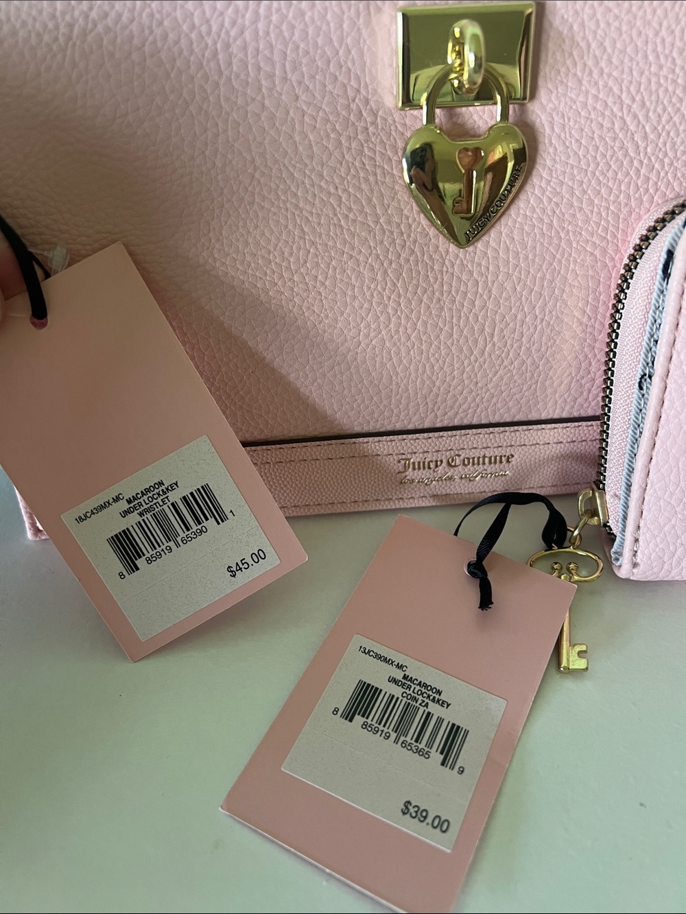 Juicy Couture Light Pink Pebbled Wristlet & Coin Wallet Set in Pink Macaroon - Picture 2 of 4